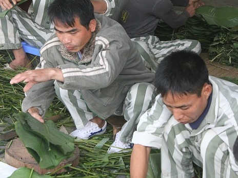 56 ngày trốn trên trần bếp trại giam