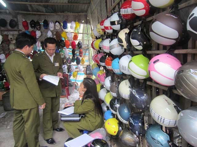 Mũ bảo hiểm Hàng rởm đánh bật hàng đạt chuẩn