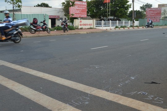 Khởi tố lái xe tông chết rồi cán qua người nữ học viên