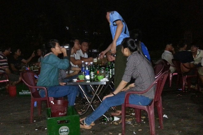 Làng đại học - làng nhậu