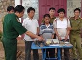 Triệt phá 2 đường dây vận chuyển 34 bánh heroin về Việt Nam