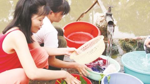 Bẩn như nước sạch Hà Nội… vì sao