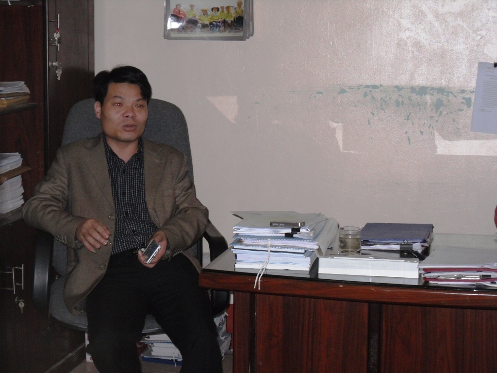 Ông Chu Tất Lợi, Phó giám đốc Trung tâm quỹ đất huyện Đại Từ cũng cho biết: Chính quyền không có văn bản nào chỉ đạo việc phá dỡ nhà ông Hồng.