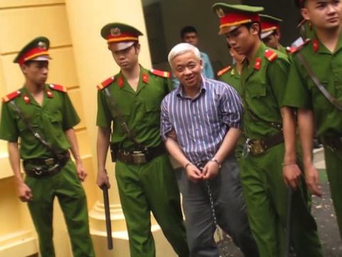 Luật sư kiến nghị không cùm chân bầu Kiên