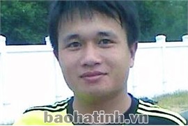 2 đối tượng trốn truy nã ra đầu thú