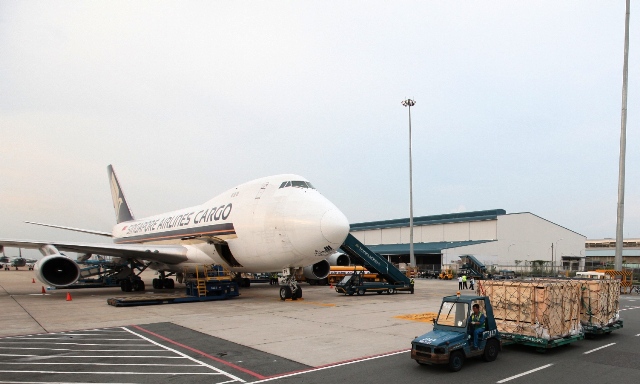 Sau chuyến hành trình 8 giờ vượt đại dương, ngày 19.05.2014, chuyến bay mang số hiệu SQ 7285 của hãng hàng không Singapore Airlines chở 200 con bò cao sản mang thai từ Melbourne, Australia đã về đến sân bay Tân Sơn Nhất, TP.HCM