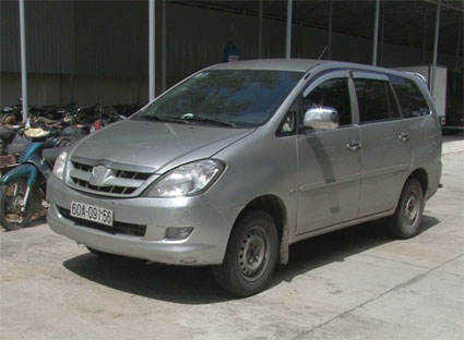 Thuê ô tô đi trộm tài sản