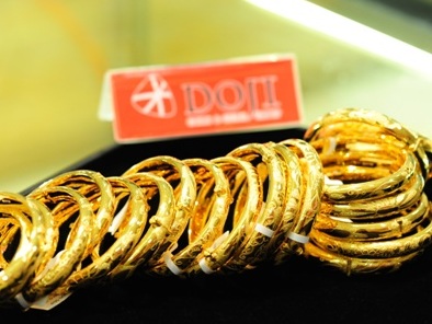 Giá vàng SJC giảm, vẫn cao hơn thế giới 3,6 triệu đồng lượng