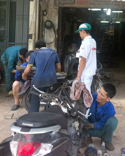 Thâm nhập chợ biển số xe giả giữa Thủ đô