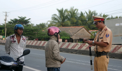 Tai nạn giao thông 6 tháng đầu năm giảm cả 3 mặt