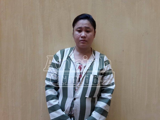 Bắt khẩn cấp má mì môi giới gái gọi qua mạng