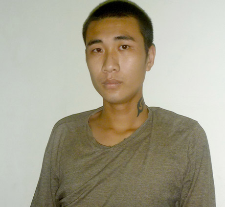 Lừa bạn thân lấy xe mang đi cầm