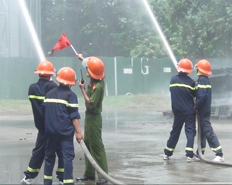 Đẩy mạnh thực tập PCCC nhằm nâng cao ý thức phòng ngừa