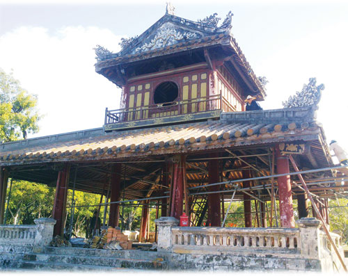 Đã khắc phục sự cố sập Phu Văn Lâu