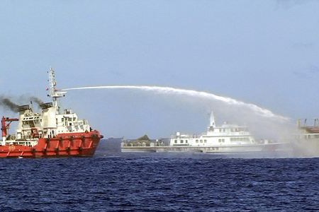 Hành vi mới của Trung Quốc đáng sợ hơn Cửu Long khuấy biển