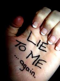 Không thể quên tình cũ dù bị anh lừa dối