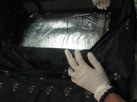 Valy cocain 32 tỷ đồng bị phát hiện tại sân bay Tân Sơn Nhất