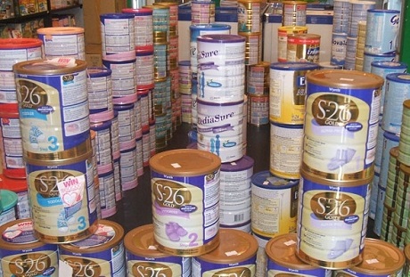 Thời bán sữa xách tay trực tuyến Thật giả lẫn lộn