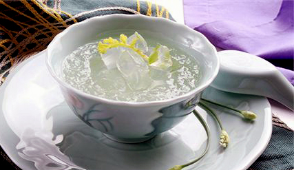 Yến chưng sẵn xịn 35 000 đồng lọ Toàn mủ trôm