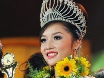 Triệu Thị Hà không bị tước danh hiệu hoa hậu