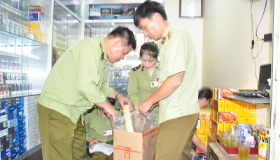 Găm hàng thuốc lá cũ để trục lợi