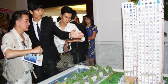 Câu khách mua nhà Địa ốc ồ ạt đổ tiền vào tiếp thị, khuyến mại