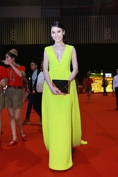 Angela Phương Trinh mặc đẹp nhất tuần