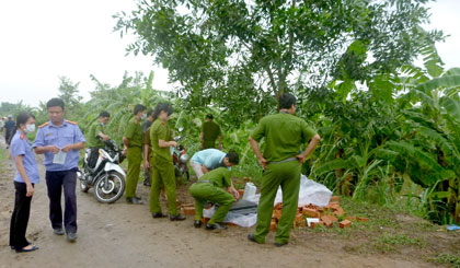Phát hiện 1 thi thể đàn ông dưới kinh