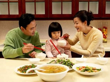 Luyện ăn cho con trước khi vào… lớp 1