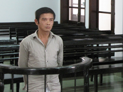 Lợi dụng du khách tắm biển để trộm cắp