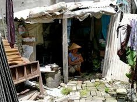 Bao giờ Hà Nội sẽ xóa sạch nhà tạm