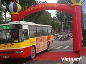 Hà Nội Khánh thành tuyến đường cho xe buýt do Pháp tài trợ