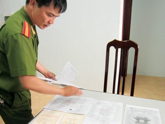 Hà Nội Cán bộ tuyển sinh  làm bằng giả