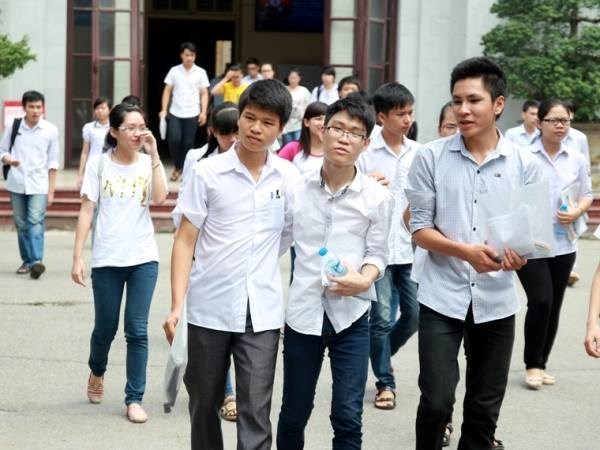 Đề Địa lý Sỹ tử trúng tủ với vấn đề biển đảo Tổ quốc