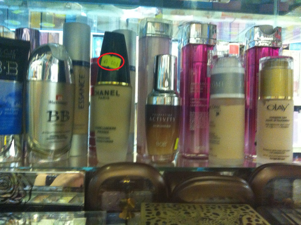 Mỹ phẩm xịn giá bèo lên ngôi