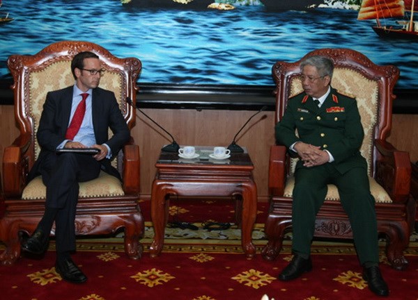 Hai nước Việt Nam-Hoa Kỳ đẩy mạnh hợp tác về quốc phòng