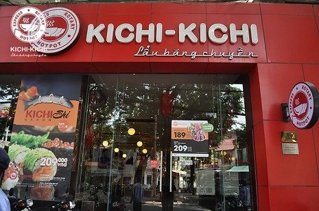 Khách hàng ngỡ ngàng lẩu băng chuyền Kichi Kichi bán thực phẩm quá hạn
