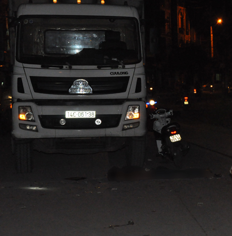 Chém trọng thương bạn gái rồi tự tử