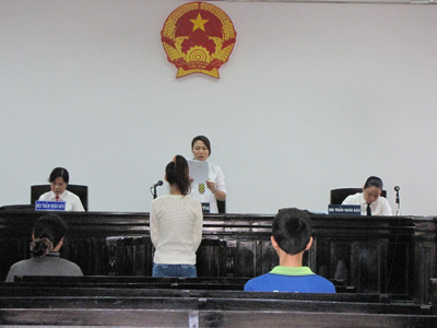 Trộm ví tiền của bạn, lãnh 6 tháng tù