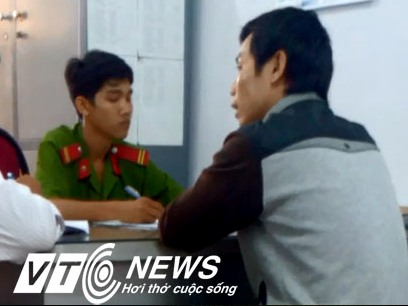 Bắt đối tượng truy nã đội lốt nhân viên ngân hàng