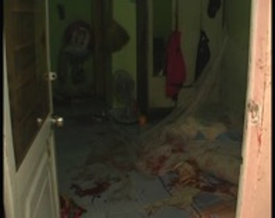 Cuồng ghen, đâm con riêng của vợ rồi tự sát