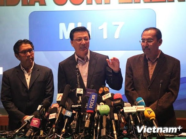 Malaysia Airlines sẽ công bố danh sách đầy đủ hành khách MH17