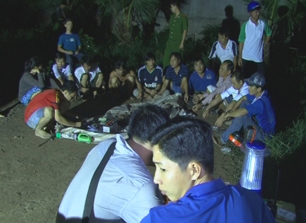 Tóm 10 đối tượng tham gia đánh bạc