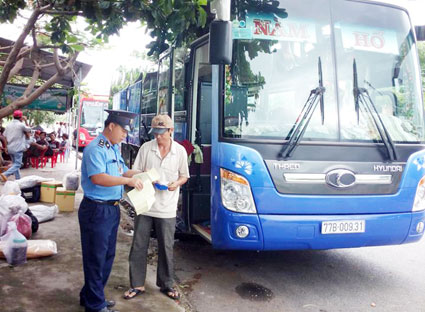 Xe dù , bến cóc lại bùng phát