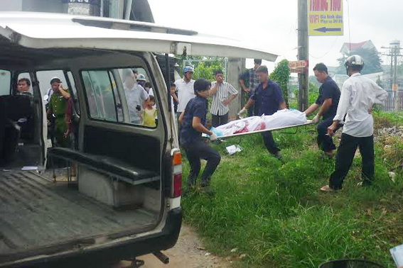 Một người đàn ông tự tử trên đường ray xe lửa