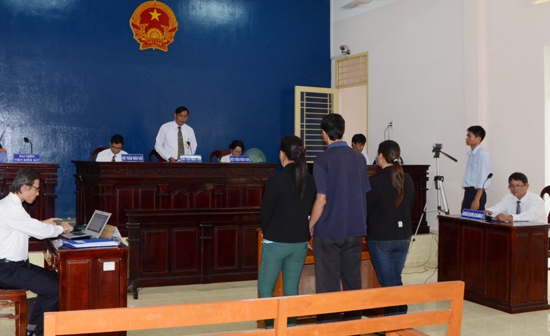 Vay ngoài và những hậu quả khó lường