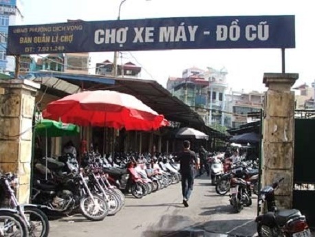 Chợ xe cũ lớn nhất Hà Nội bị di dời Dân buôn kêu khổ