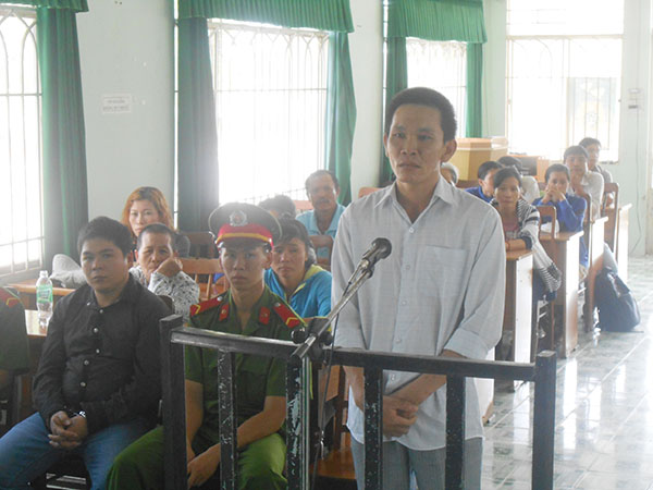 Lừa đảo hơn 260 triệu đồng, lãnh án 5 năm tù