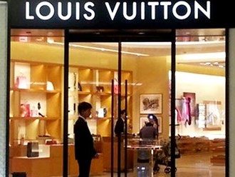 Ế ẩm, Tràng Tiền Plaza tiếp tục tái cơ cấu