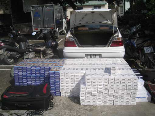 Bắt hàng lậu, hàng giả